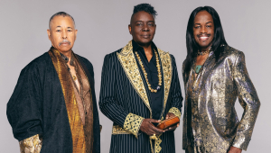 Image of Lionel Richie and Earth, Wind & Fire - Sing a Song All Night Long